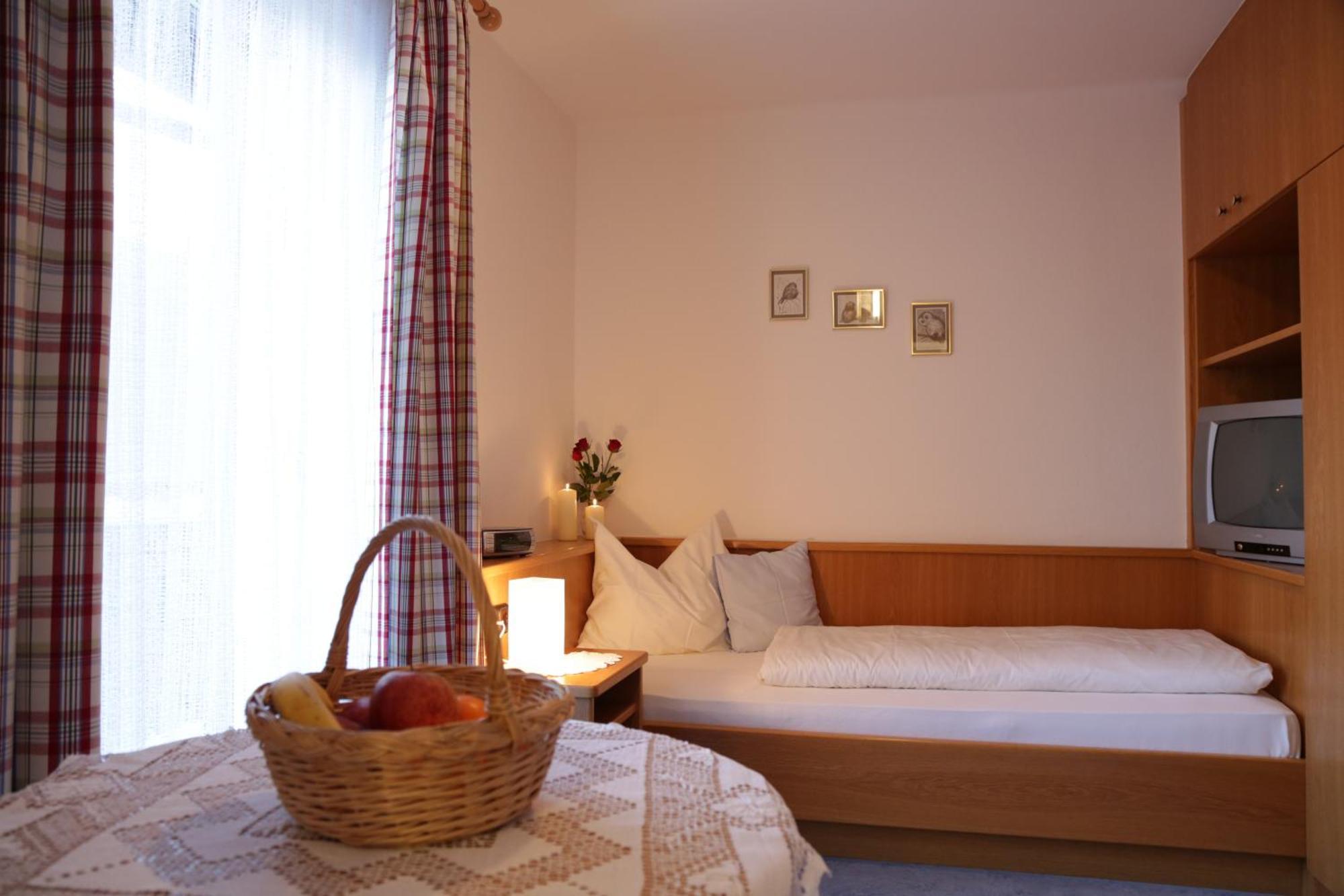 Gaestehaus Luise Вайдринг Номер фото